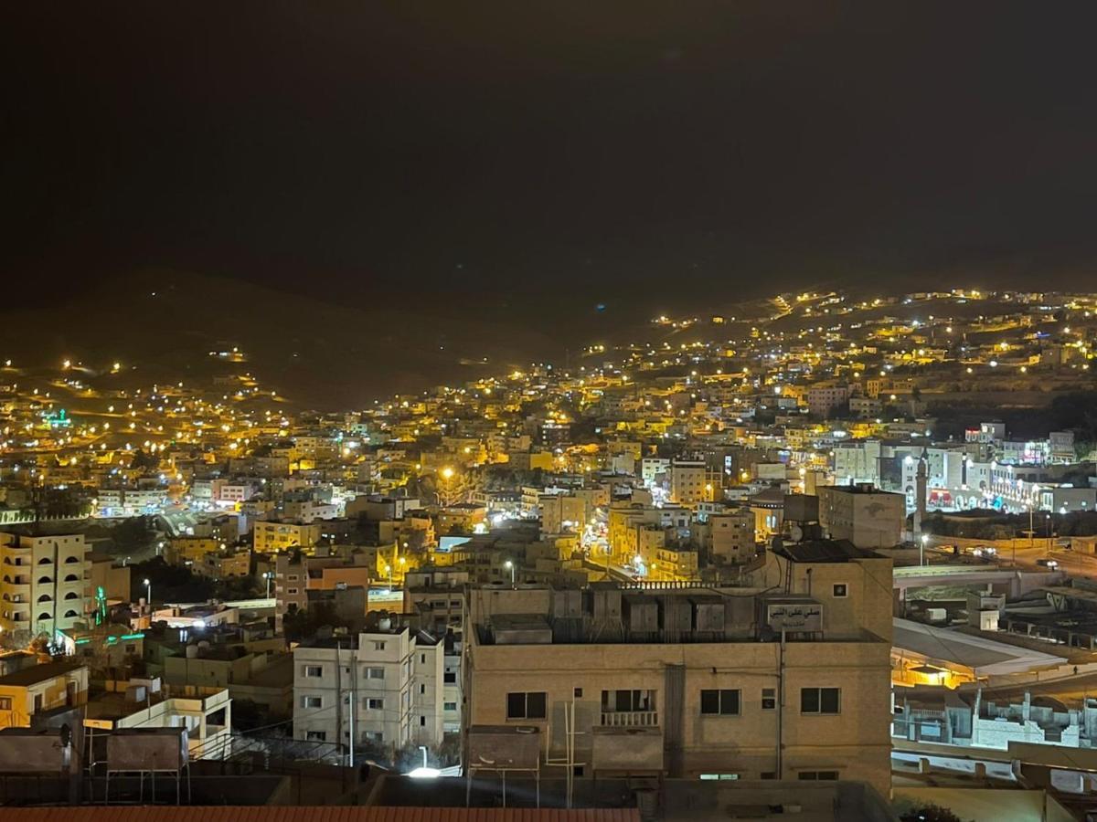 Asad Apt. Wadi Musa Esterno foto